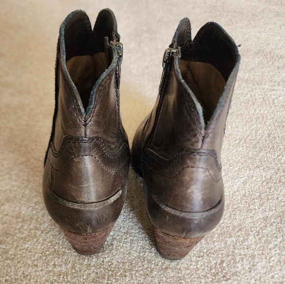 Frye Brown booties, size 8 - Picture 5 of 5